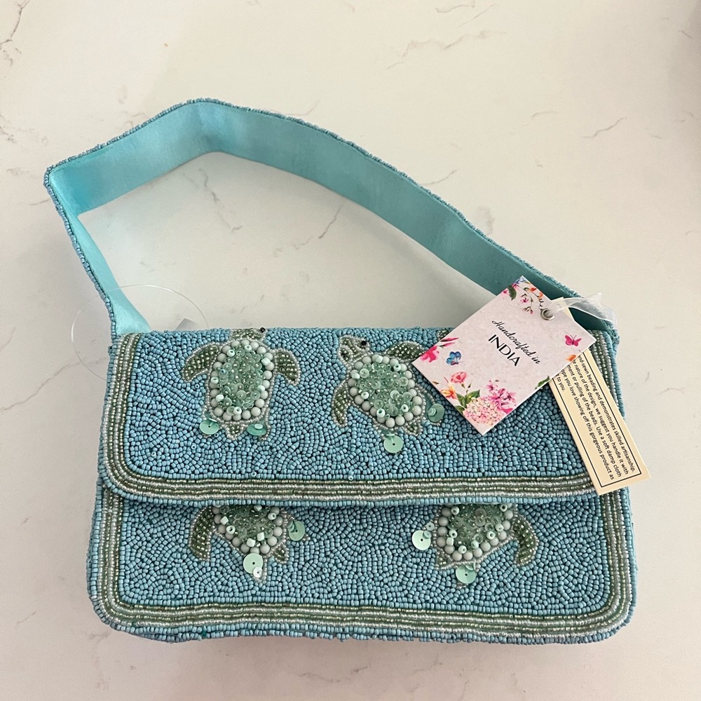 EXCLUSIVE BEADED BAG